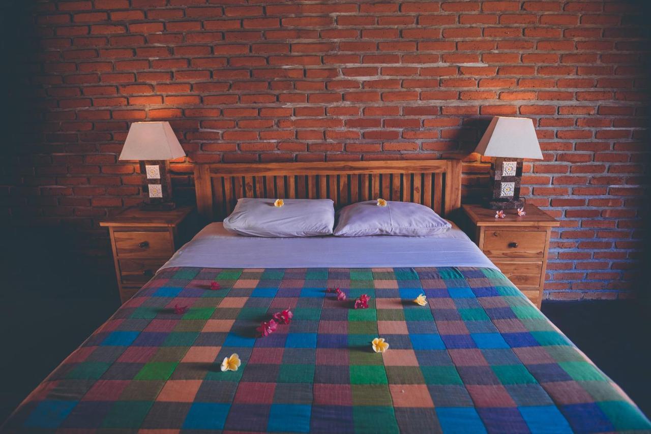 Satria Bungalow Uluwatu  Luaran gambar