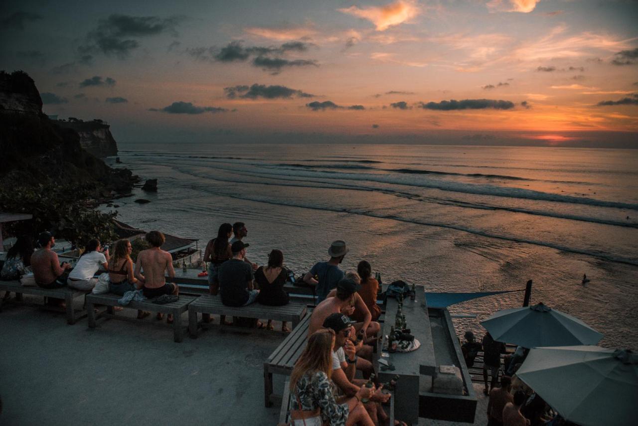 Satria Bungalow Uluwatu  Luaran gambar