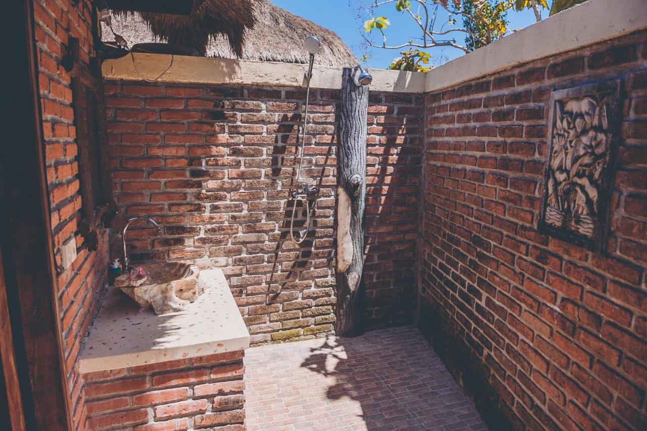 Satria Bungalow Uluwatu  Luaran gambar