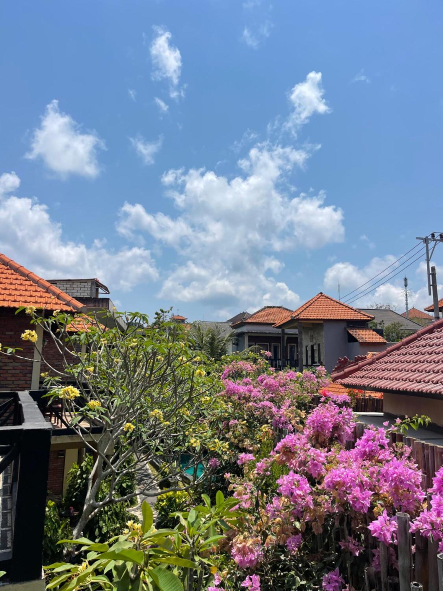 Satria Bungalow Uluwatu  Luaran gambar