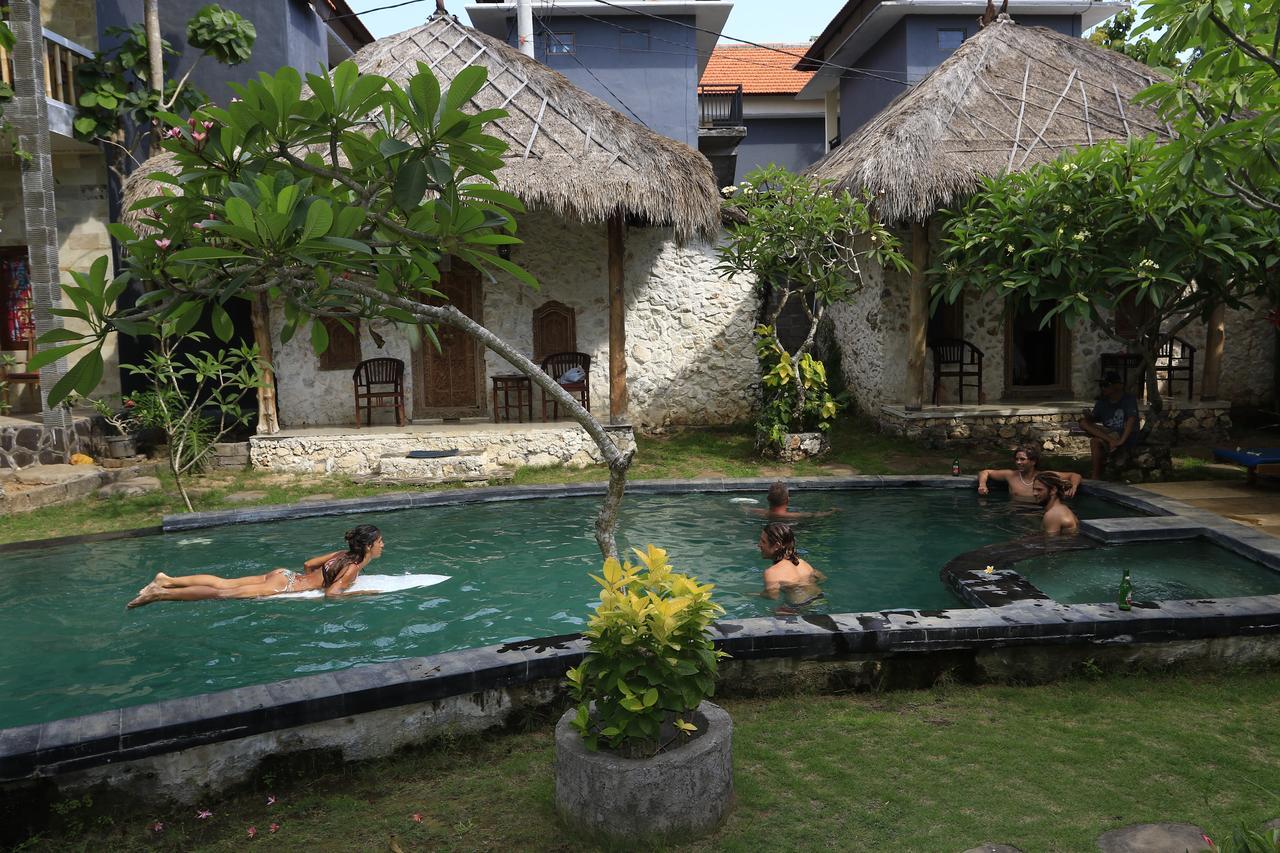 Satria Bungalow Uluwatu  Luaran gambar