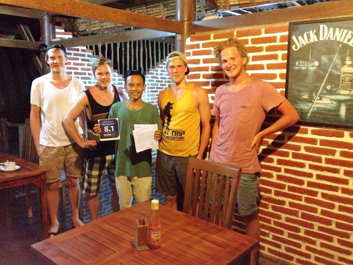 Satria Bungalow Uluwatu  Luaran gambar